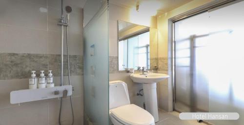 Koupelna, Hansan Hotel in Tongyeong-si