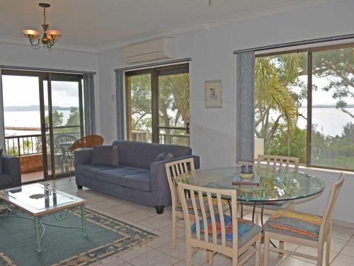 Sailfish, 3,46 Magnus Street - Unit with stunning water views and close to town, Nelson Bay (foto 8)