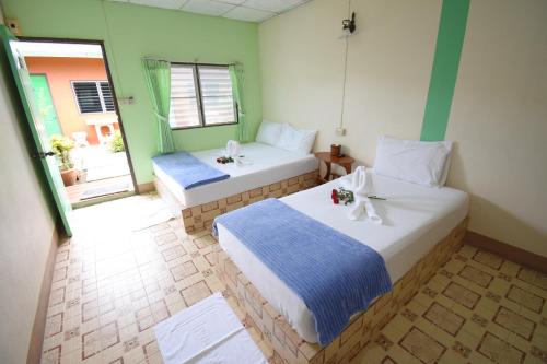 Mukda Guesthouse in Trat