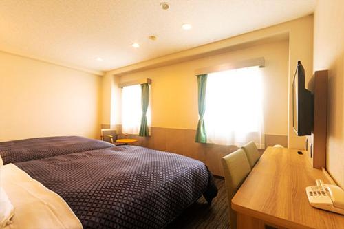 Komagane Premont Hotel Stop at Komagane Premont Hotel to discover the wonders of Nagano. The property offers guests a range of services and amenities designed to provide comfort and convenience. Service-minded staff will we