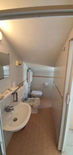 Double Room with Balcony - Attic image 5