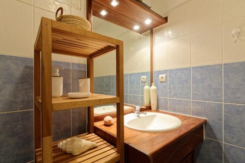 Appartement ESCALE BLEUE proche de la mer de Saint-Leu pour 2 personnes