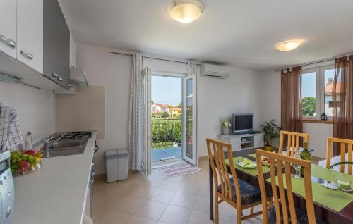  Apartment Nensi, Pension in Poreč