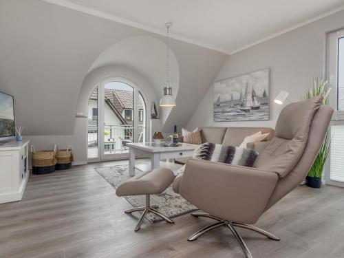 Apartment with Balcony image 8