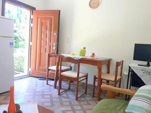 VELISSARIA HOLIDAY HOUSE