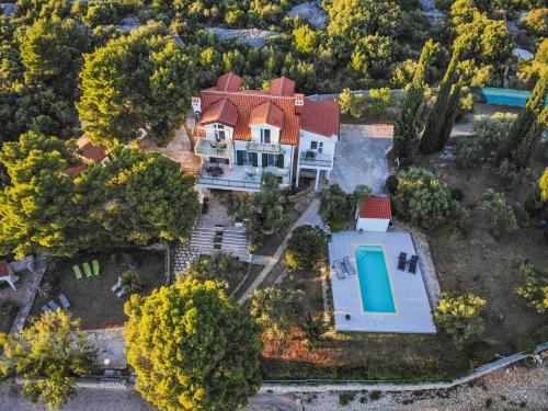  Apartments Mara, Pension in Pirovac bei Kašić