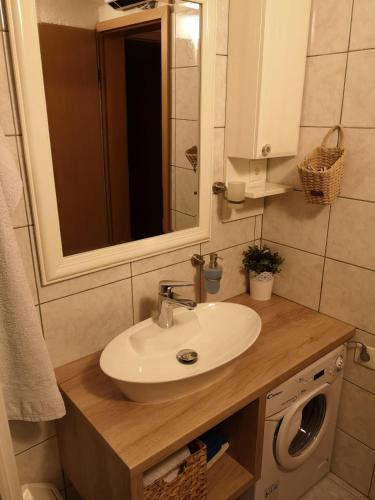 Two-Bedroom Apartment image 6