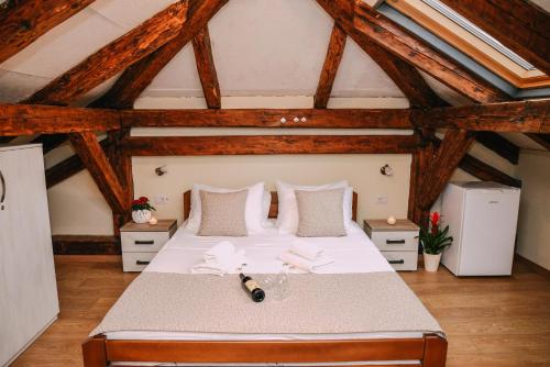 Step to Kotor bay Guesthouse in Dobrota