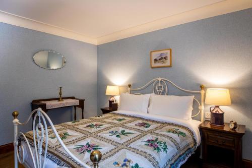 Фотография номера гостевого дома Whispering Pine Lodge