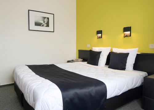 Hotel Adoma - image 8