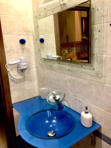 6- Stylish mini-suite for 2 in central Rhodes!