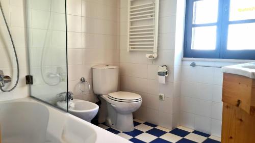Albufeira Beach Cliffs House - image 5