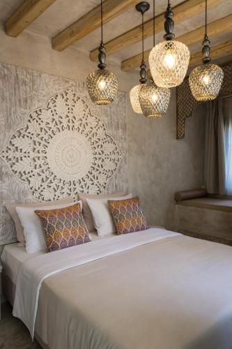 DECAN Concept Boutique Estate - image 12