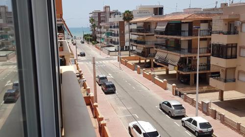 Apartamento con tres dormitorios Vista Mar - image 3