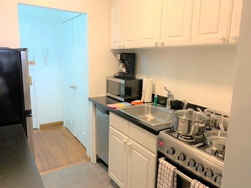 Murray Hill Apartments 30 Day Stays - image 7