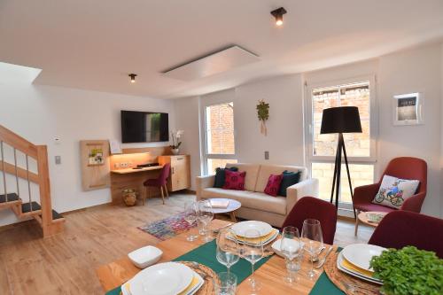 2 bedrooms, 3 beds