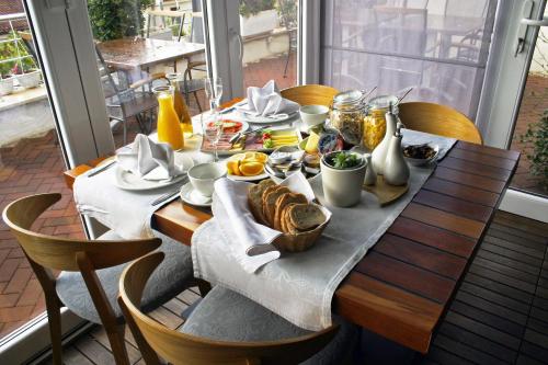 Apartments and Rooms Azzurra - image 7