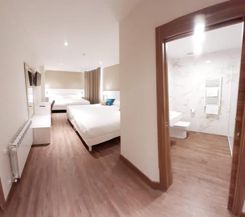 Hotel La Terraza Room Type - Quadruple Room