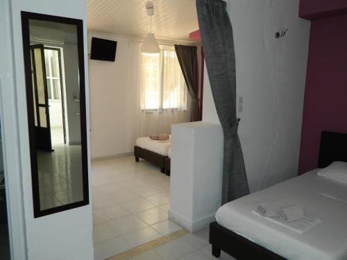 Roseberry Studios, Faliraki (zdjęcie 8)