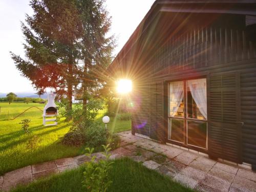 Зовнішній вигляд готелю, MERIKOTKA - a cozy wooden cottage, sLOVEnia in Polzela