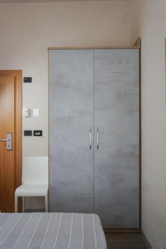 Double or Twin Room with Balcony image 3