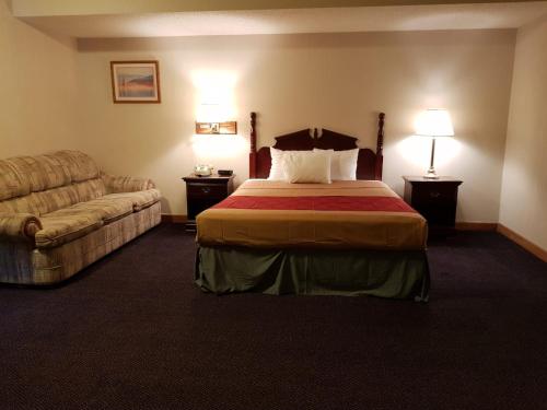 Denison Inn & Suites