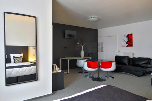 Hotel Adoma - image 4