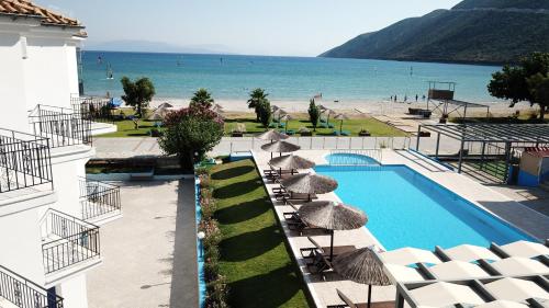 Surf Hotel - image 8