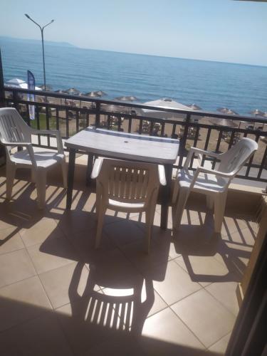 Bella Vista Apartments - image 11