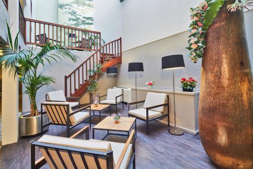 Kyriad Hotel Nevers Centre - Hôtel - Nevers