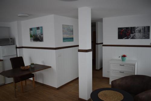 Apartments mit Klimaanlage am Neckarufer - image 12