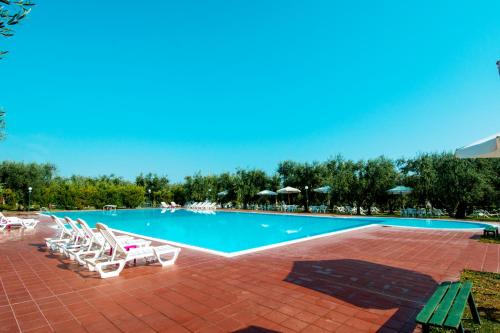 Swimming pool, Giardino Degli Ulivi Resort Masseria in Trinitapoli