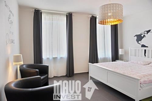 One-Bedroom Apartment image 8