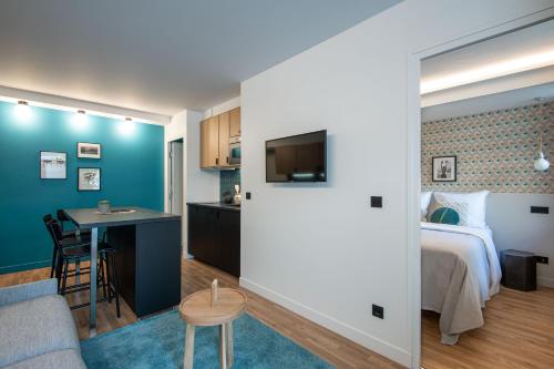 NEW - Superbe 1 Bdr Appt - Design 60'S - Paris 15e, Parigi