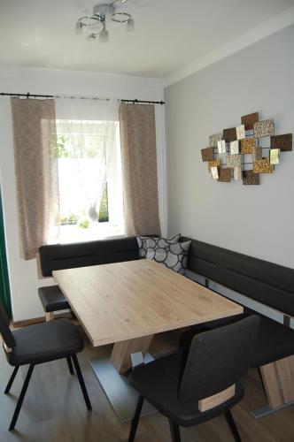  Weingut Krikler, 7121 Weiden am See