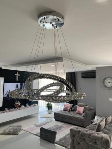 LUXURY VILLA HELENA