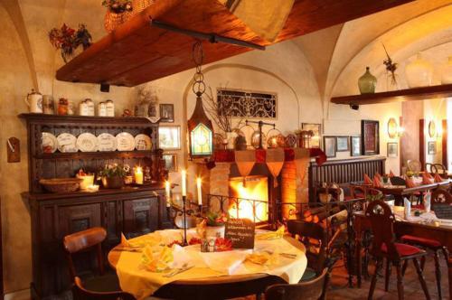 阿爾特斯普勞恩旅館 (Altes Handelshaus Plauen) in 普勞恩