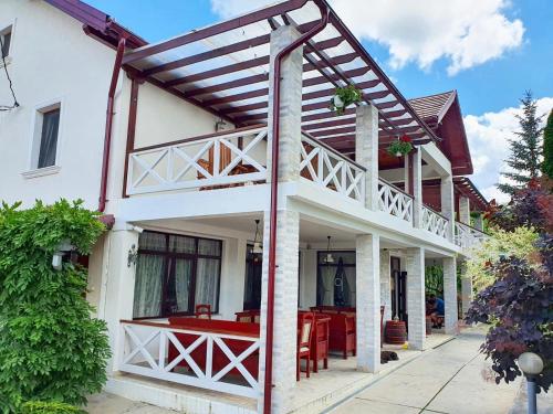 Accommodation in Comuna Sic