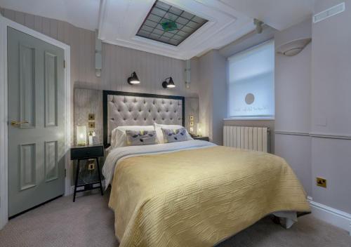 Roxford Lodge Hotel Room Type - Small Double Room