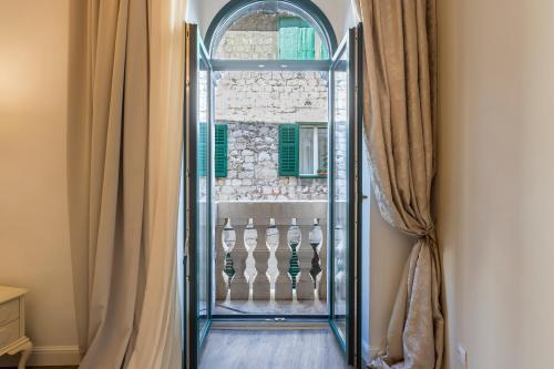 Palace of Dreams Rooms, Split (photo 4)