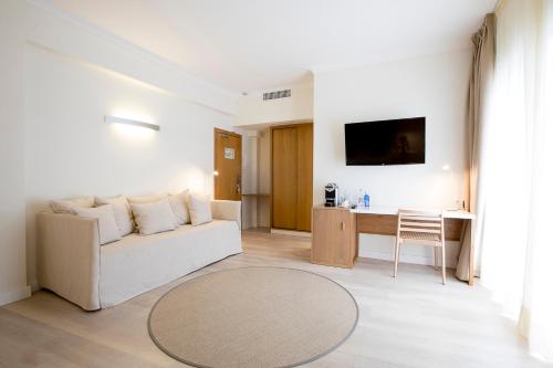 Hotel Levante – Playa Es Pujols, NJ