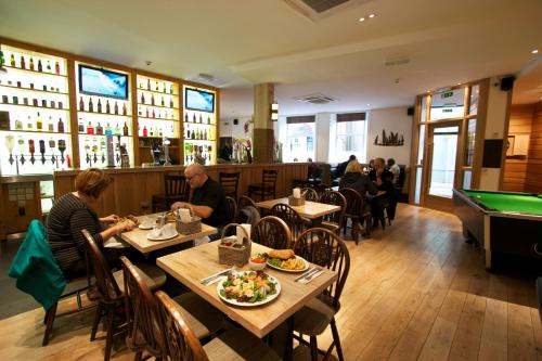 The Kirkwall Hotel - main image