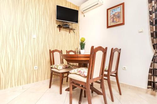 Apartments Donkovic - image 2
