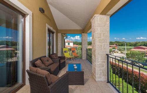 Villa Vanesa with Private Pool nearby Porec in Montizana