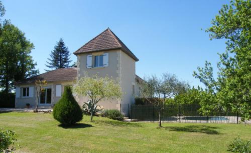 LOU MALINBOUZAT VILLA CLIMATISEE AVEC PISCINE PRIVEE à L'OREE DU PERIGORD