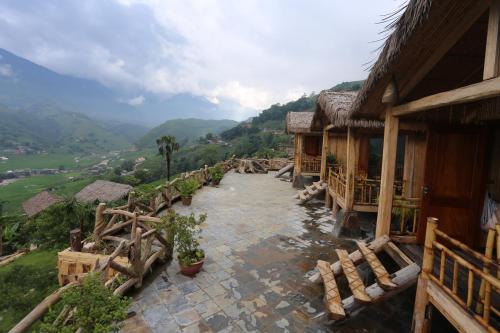 Balcony/terrace, Eco Palms House - Sapa Retreat in Sapa
