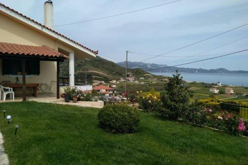 villa roses-mourteri in Euboea