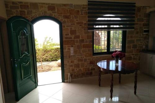 villa roses-mourteri in Euboea