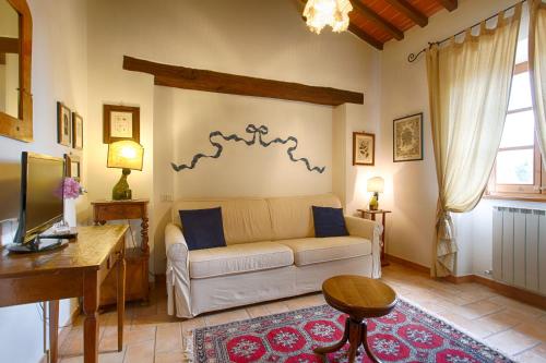 Apartment with Terrace image 5