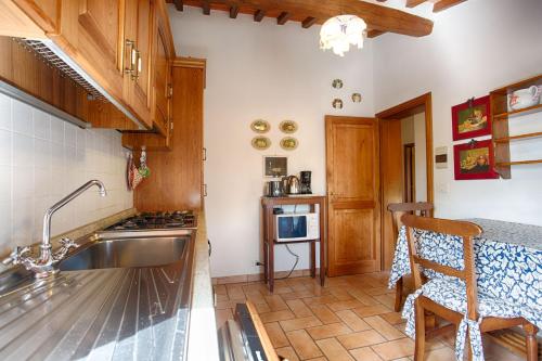 Apartment with Terrace image 2
